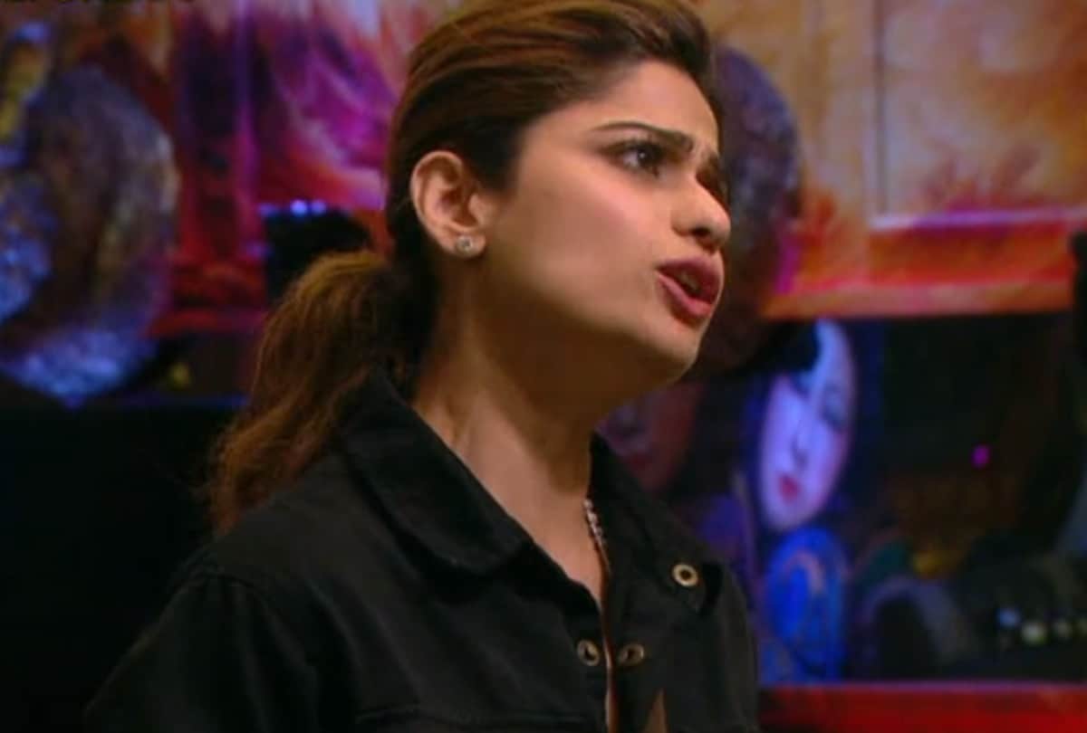 bigg boss 15 shamita shetty gets angry on karan kundrra says you used a vulnerable side to me at the wrong time