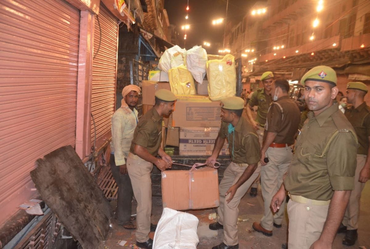 Illegal fireworks warehouse caught in Rawat Pada, five people in custody