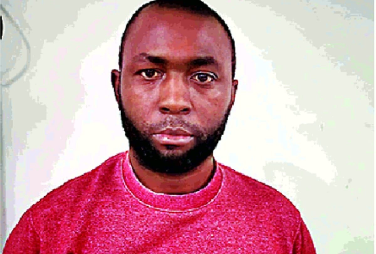 cyber crime unit of delhi police arrested a nigerian citizen who cheated by hacking whatsapp