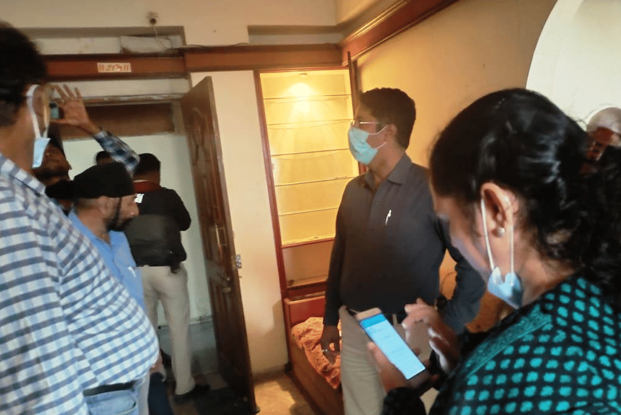 Indore: The woman occupied the house, the elderly was struggling for six years, the administration got it occupied in a few hours