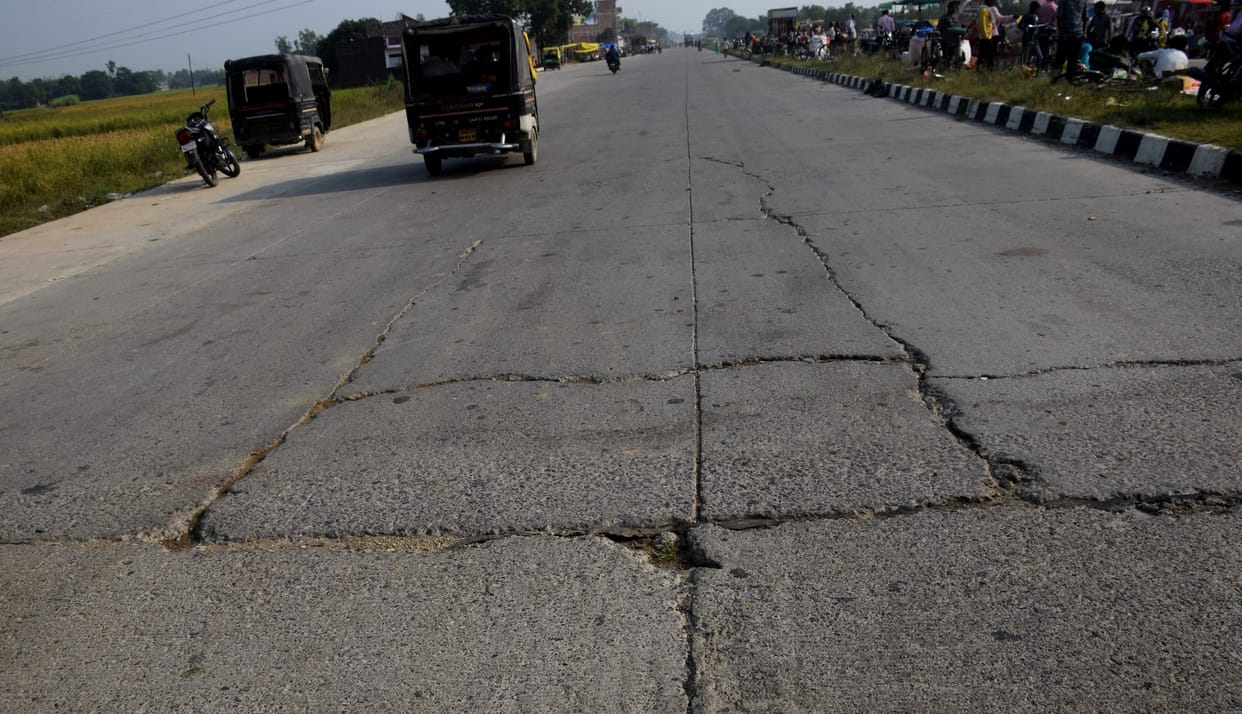 Fourlane started breaking before completion of construction