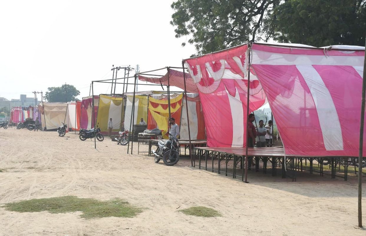 Fireworks shops decorated at 13 places, there will be a ban on the sale of loud local firecrackers