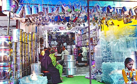 Dhanteras today, market decorated in the hope of crores of business