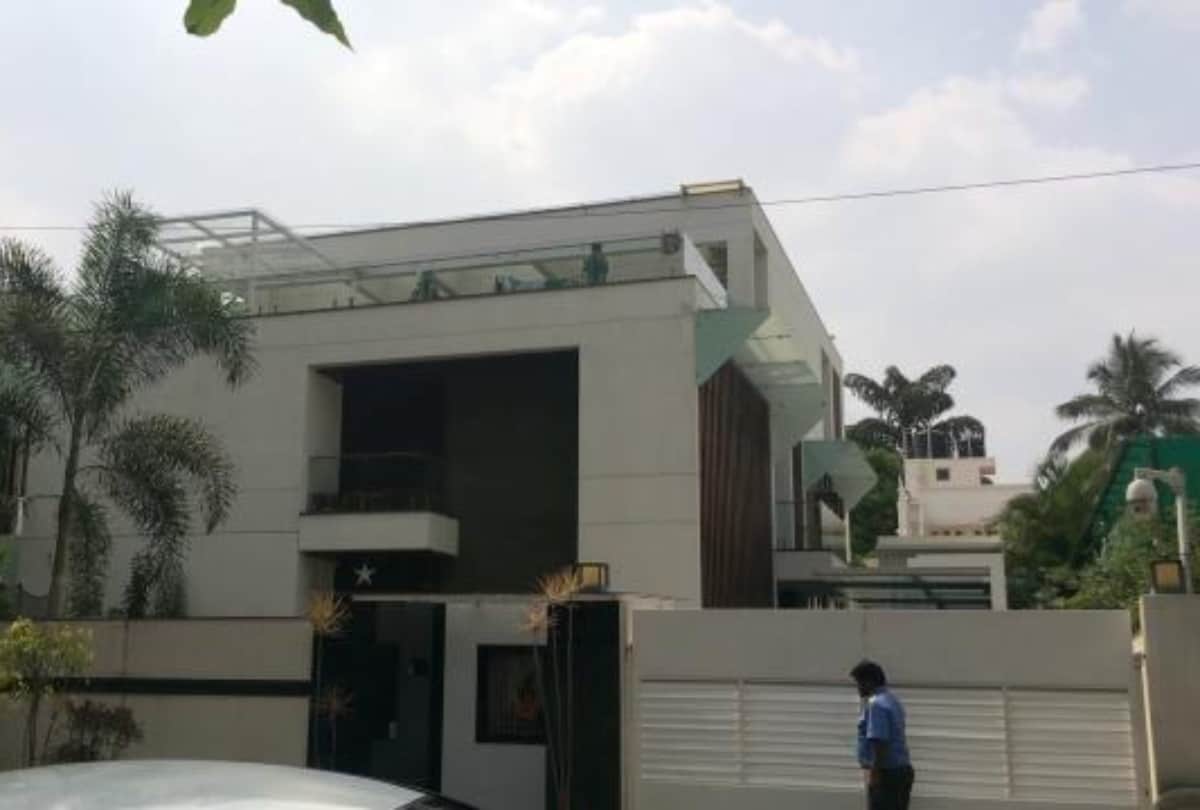Puneeth Rajkumar lived the luxury lifestyle see pictures of the actor luxurious house