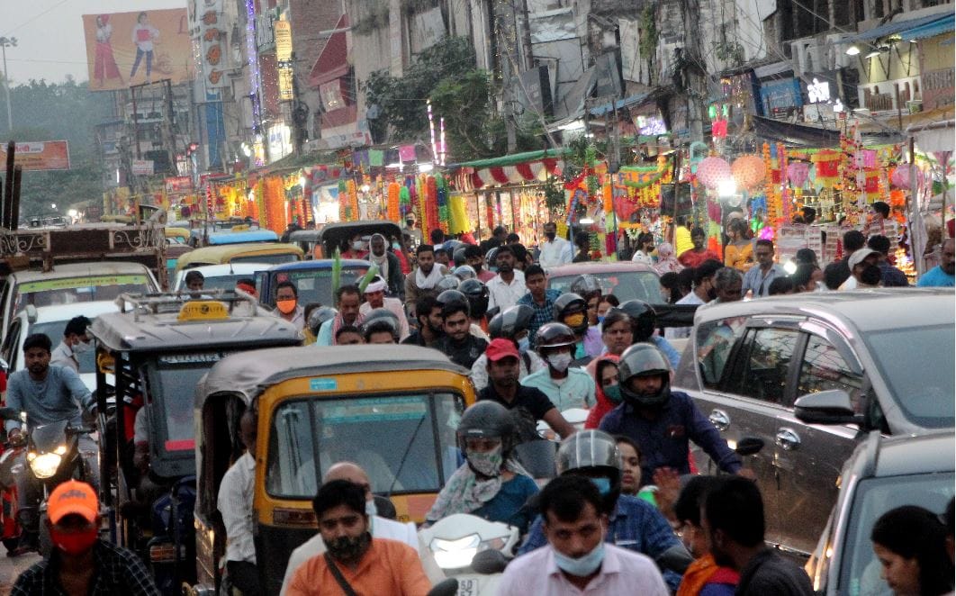 Dhanteras 2021 road jam in varanasi increased trouble people struggled in every area
