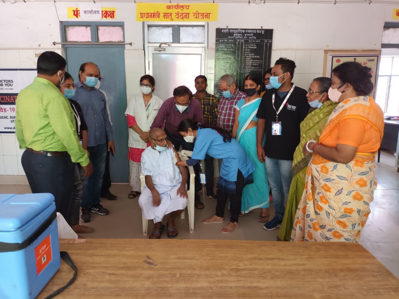 125 years old swami shivanand of varanasi get corona vaccine second dose became oldest man in country