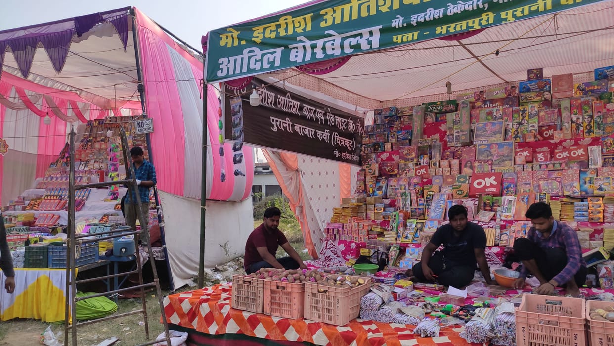 Crowds gathered in the markets on Diwali festival, shopping