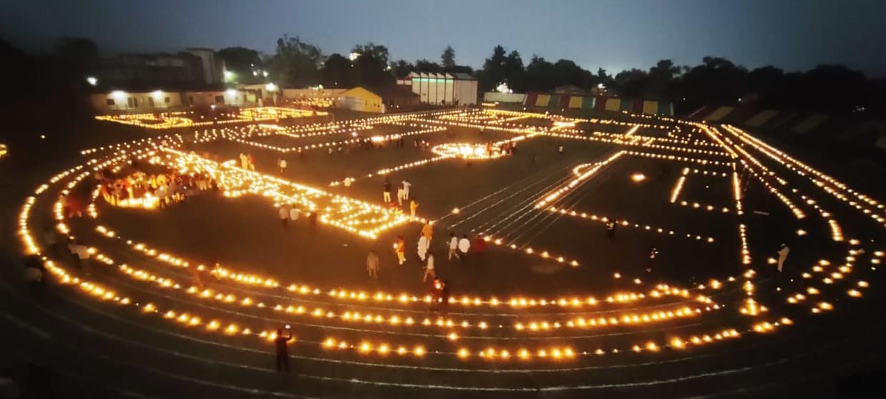 Stadium lit with 51 hundred lamps