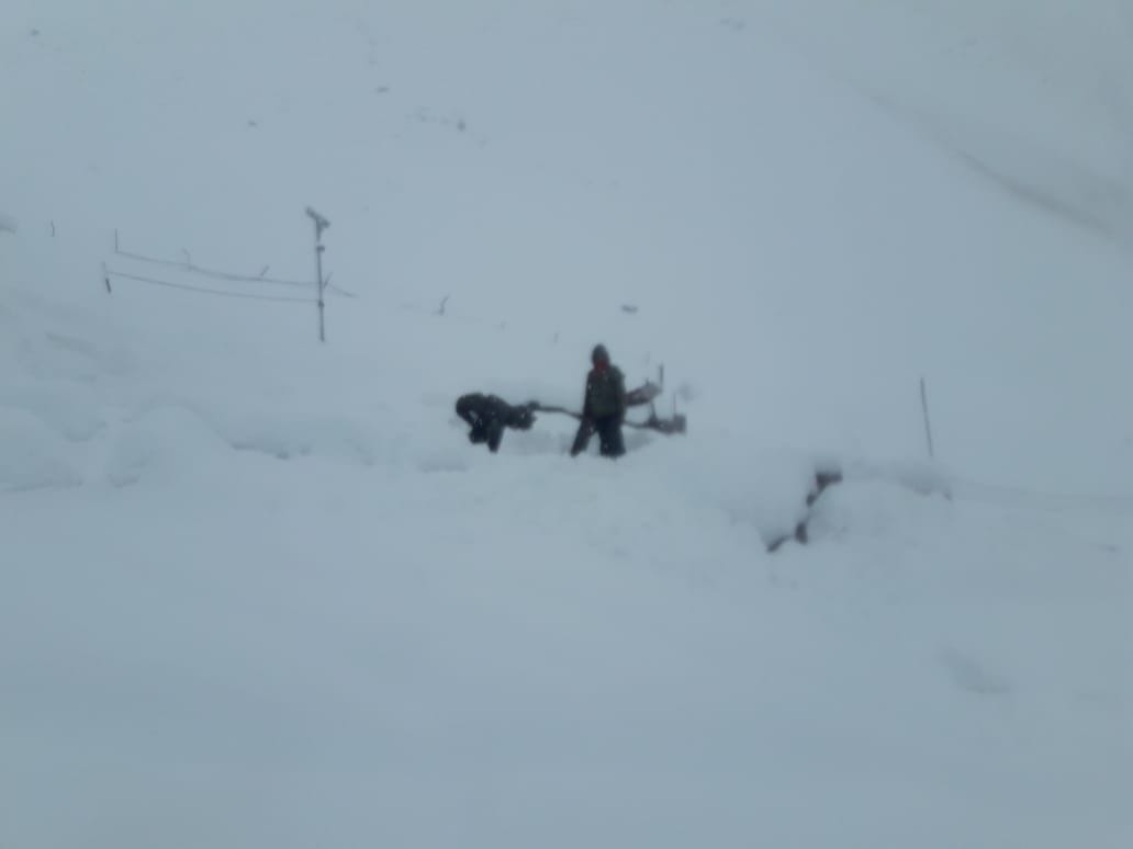 army is protecting the border even when the temperature is minus 9 digree celcius