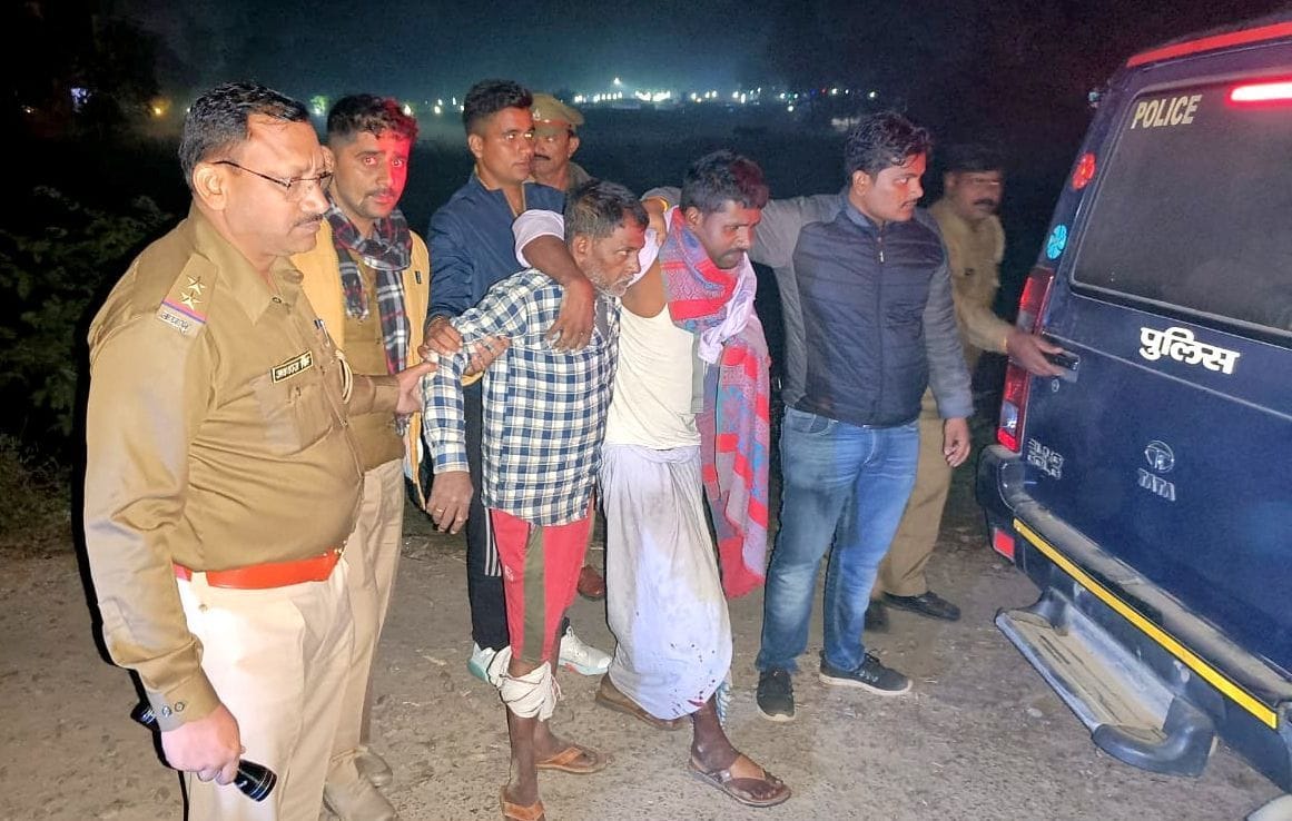 Two miscreants got shot in the encounter