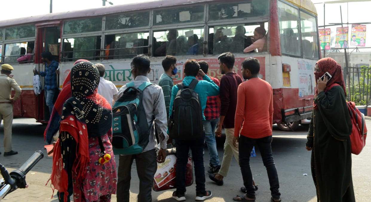 Crowd gathered in trains and buses before Diwali