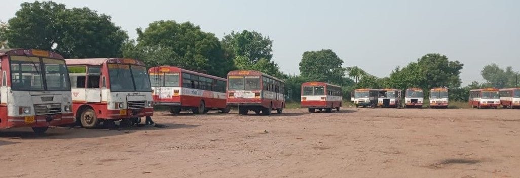 Hathras: More than a dozen buses damaged, how people reach home on the festival