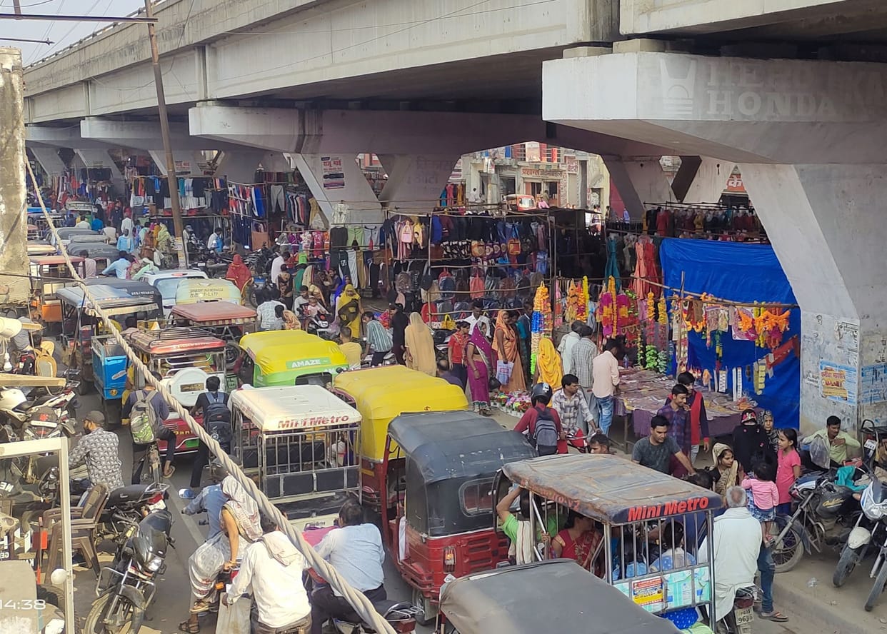 Traffic system collapsed on Dhanteras