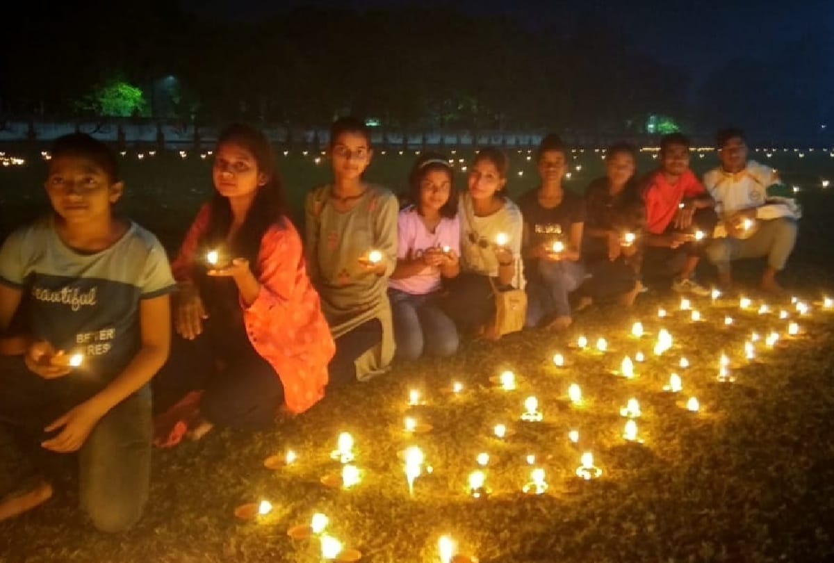 Choti Diwali celebrated in Gorakhpur