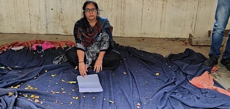 Female employees sitting on dharna outside GJU Vice Chancellor's office for not getting salary for six months