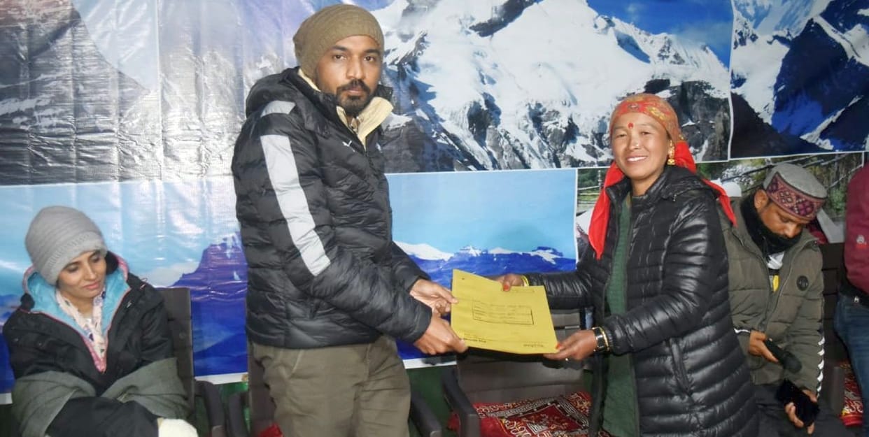 DM heard problems in border villages