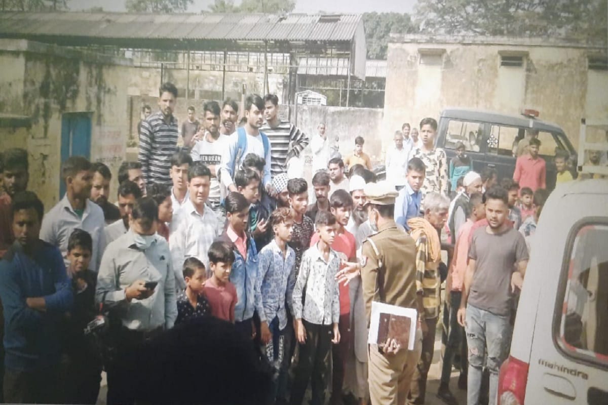 A senior officer commits suicide by shooting himself in Bijnor district and see photos