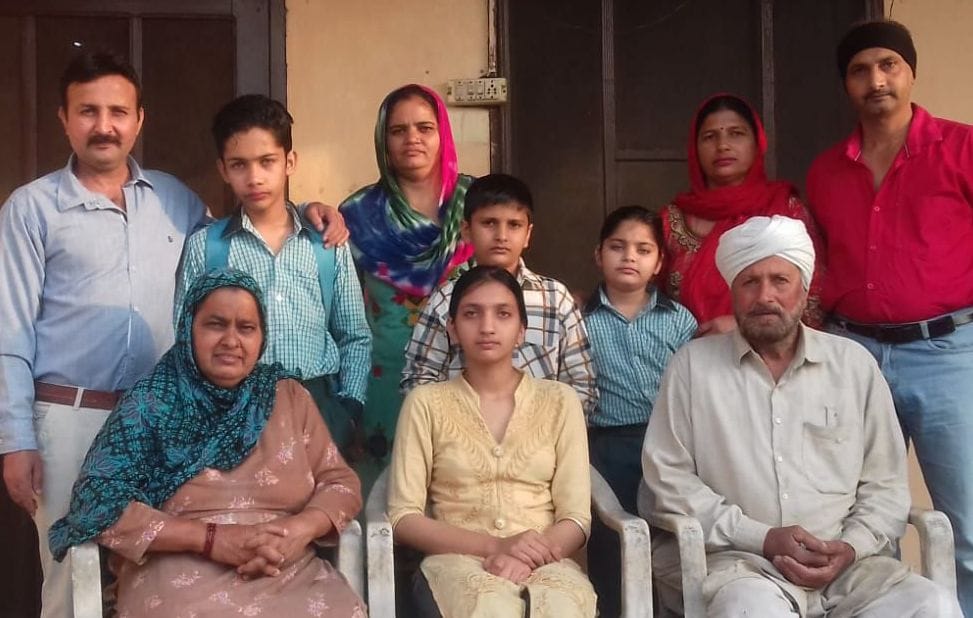 The daughter of a farmer's family, who studied in Aarohi school, confirmed MBBS seat