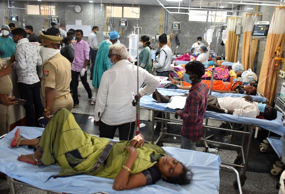 road accident in varanasi Unforgettable pain before Diwali Four died overturning of pickup