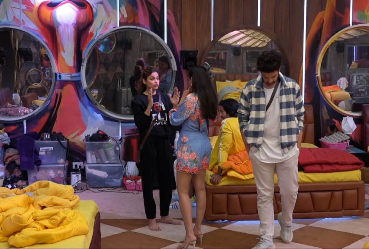 Bigg Boss 15: Tejaswi Prakash told Shamita Shetty Insecure in the captaincy task there was a argument between the two