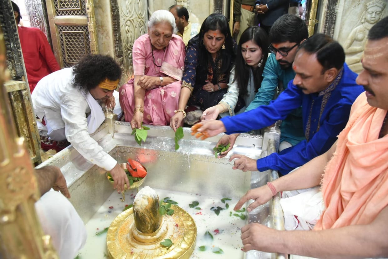 Governor reached in varanasi and saw the shining aura of Kashi