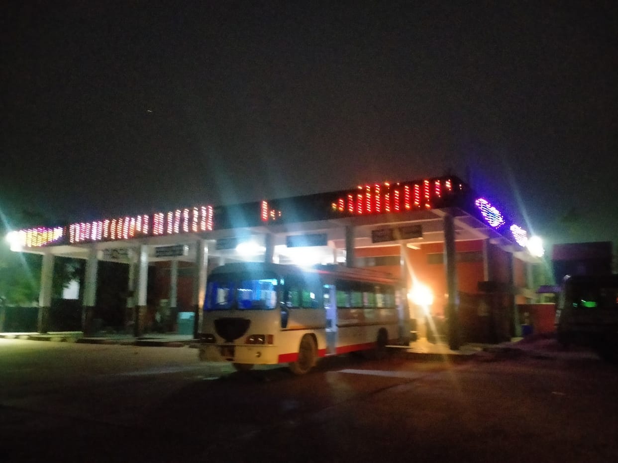 roadway bus in deepawali