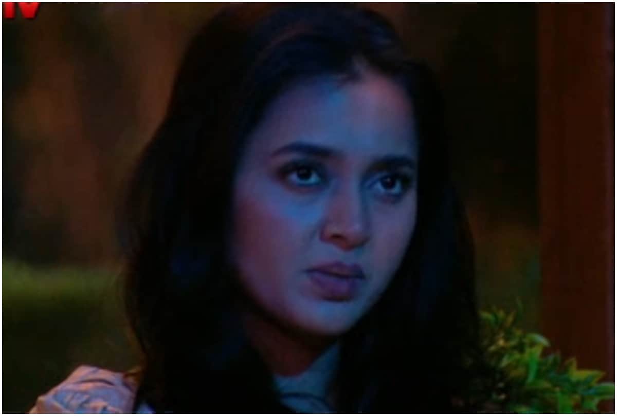 bigg boss 15 tejasswi prakash gets emotional says to nishant bhatt i don't think i am your priority
