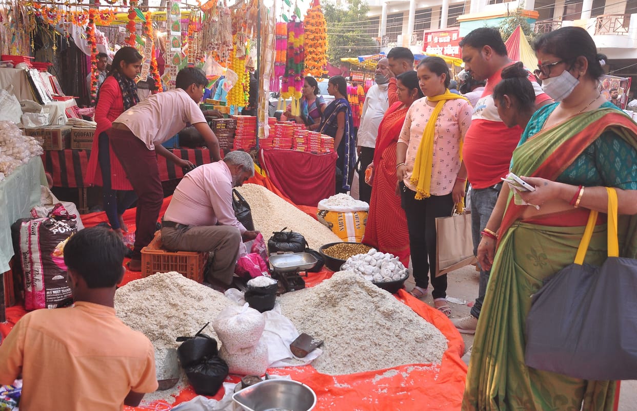 Diwali today, worship Lakshmi-Ganesh in auspicious time