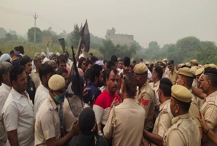 Farmers protested against Rajya Sabha MP Ramchandra Jangra In Rohtak