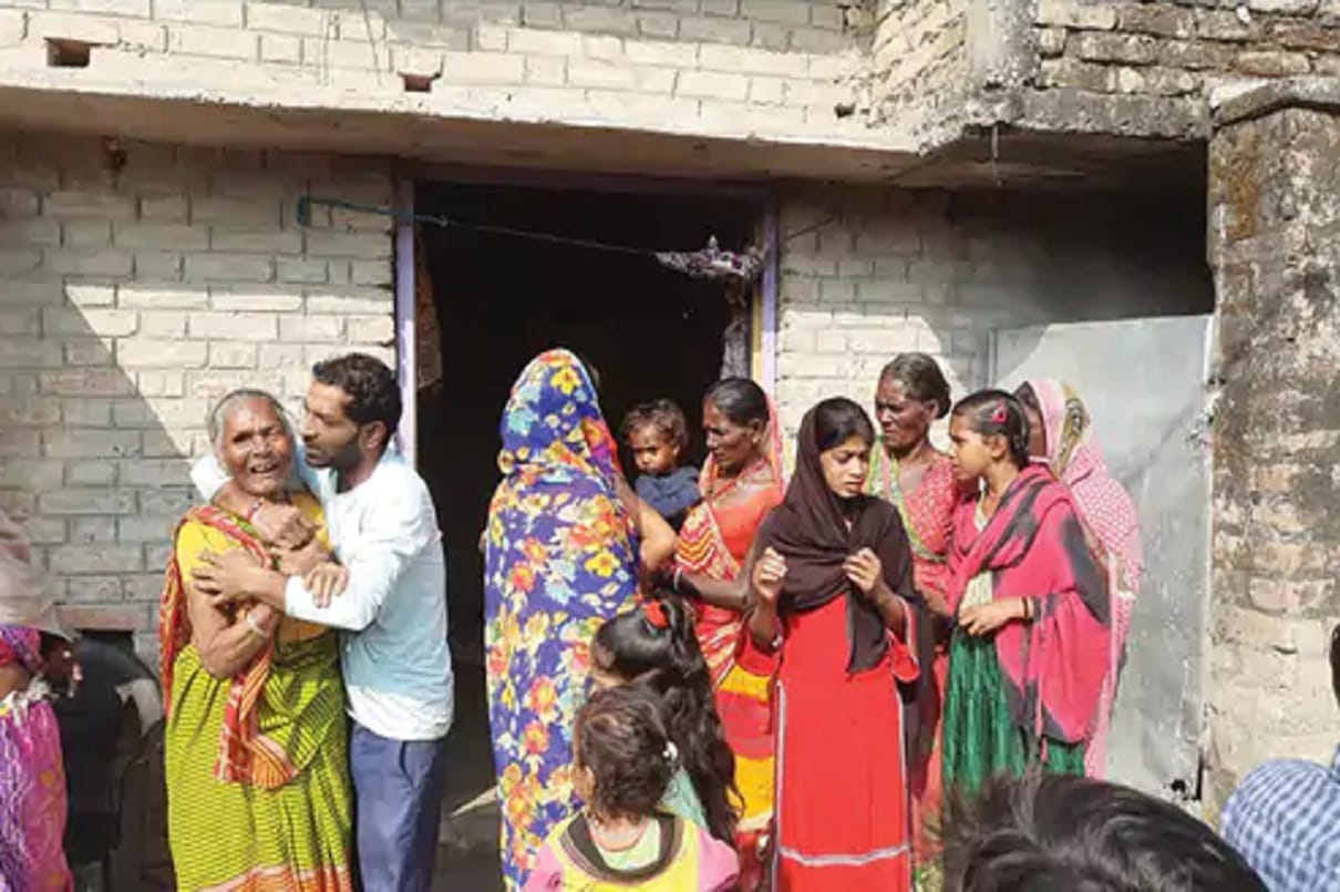 gopalganj poisonous liquor case 13 dies and several conditions critical