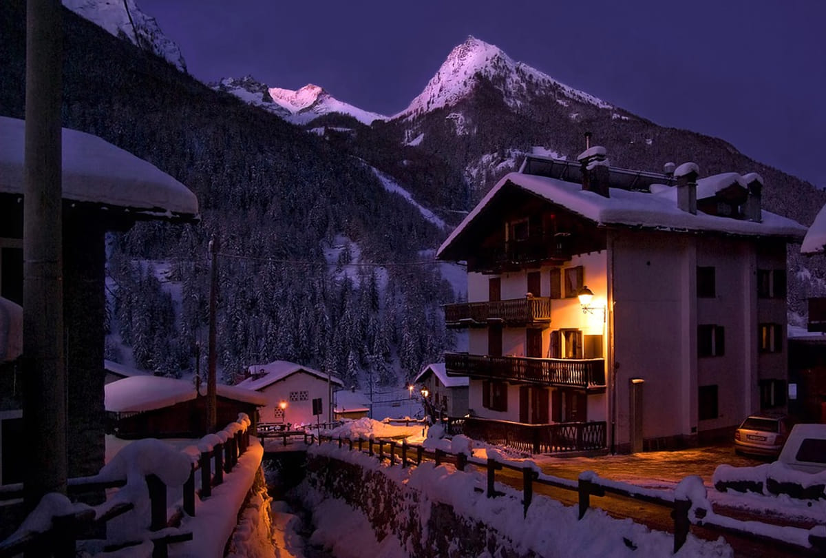 italy viganella village lived in darkness people made their own artificial sun Know its special things