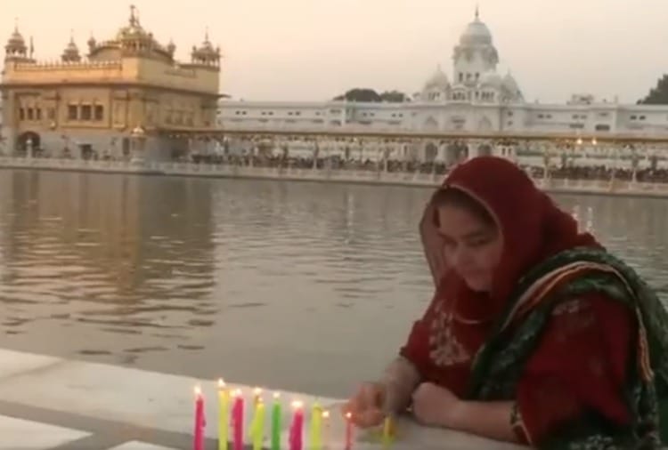 Sri Harmandir Sahib ji illuminated On the occasion of Bandi Chhor Diwas and Diwali