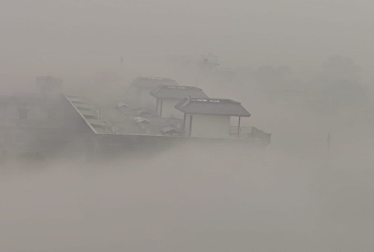 Delhi NCR air becomes toxic after Diwali big jump in AQI