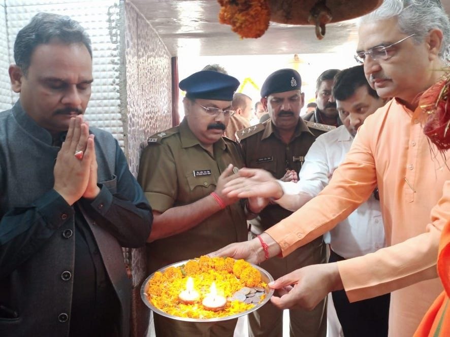 Heard the address of the Prime Minister, worshiped Lord Shiva
