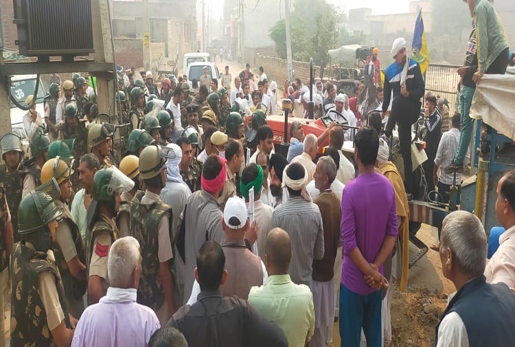 Farmers protest against MP Ramchandra Jangra in Hisar