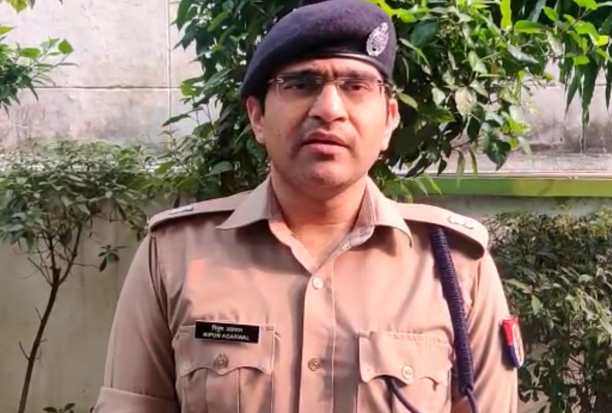 Ghaziabad sihani gate old couple killed police suspect murder for loot