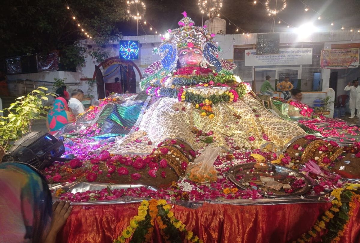 Govardhan Pooja And Annakut Mahotsav In Agra