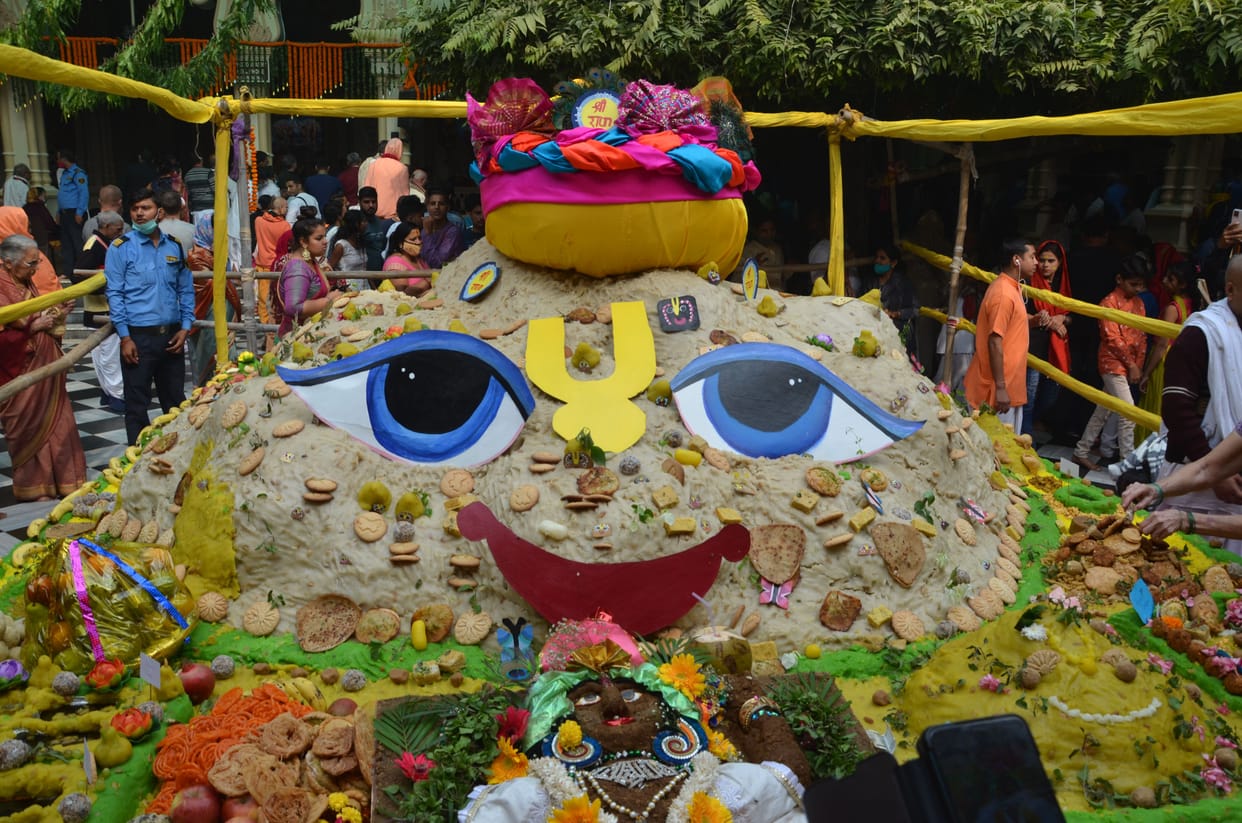Mathura: Giriraj Puja performed in Vrindavan ISKCON temple