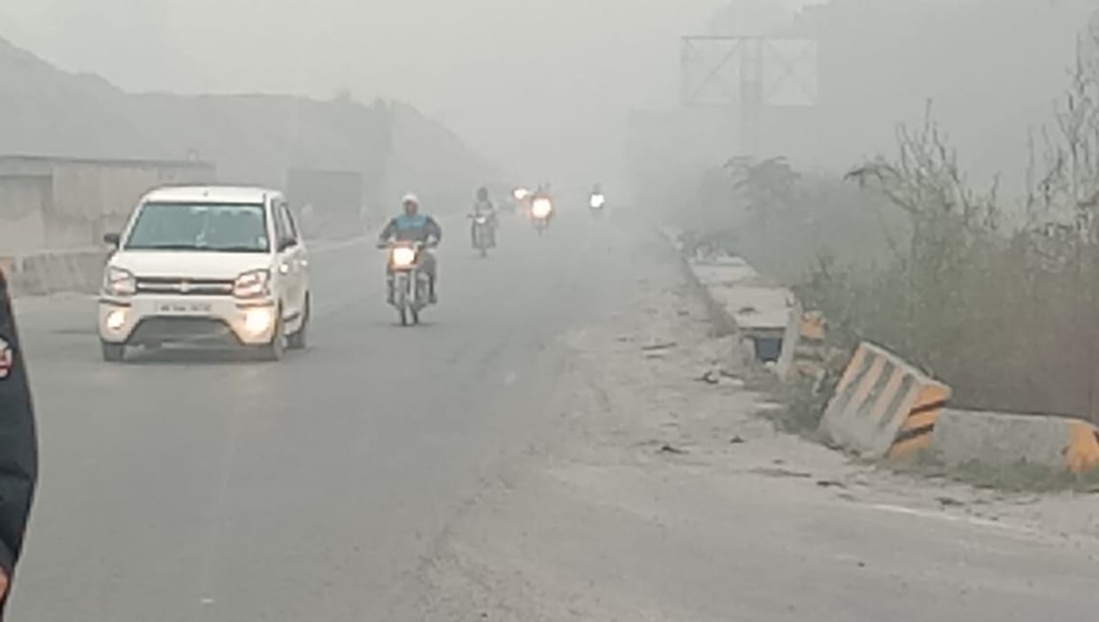 Very bad air of the district, go out with mask and glasses