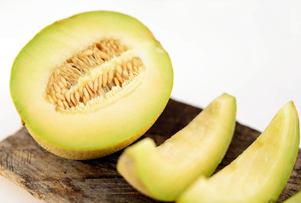 japans precious fruit is more expensive than diamond Know the price spin your mind