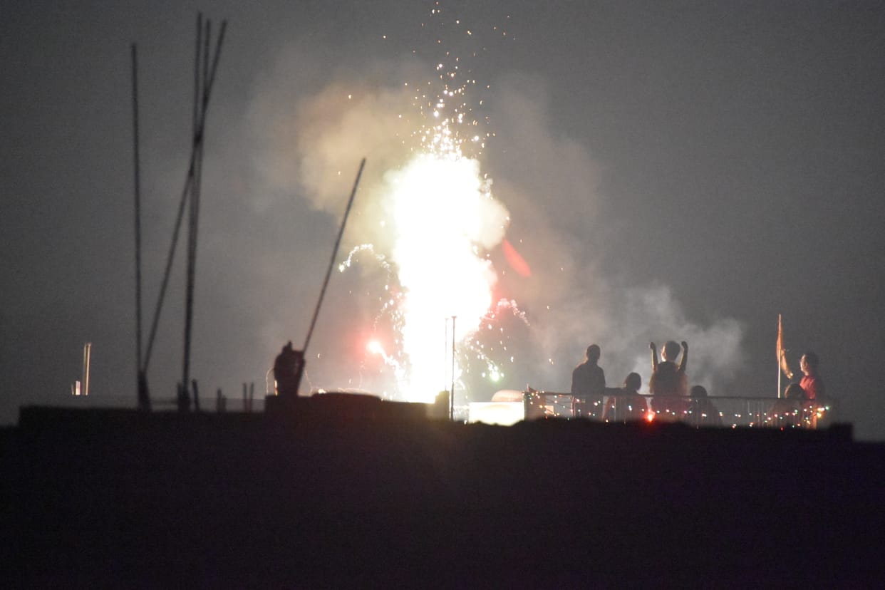 Poison in the less dissolved air on Diwali
