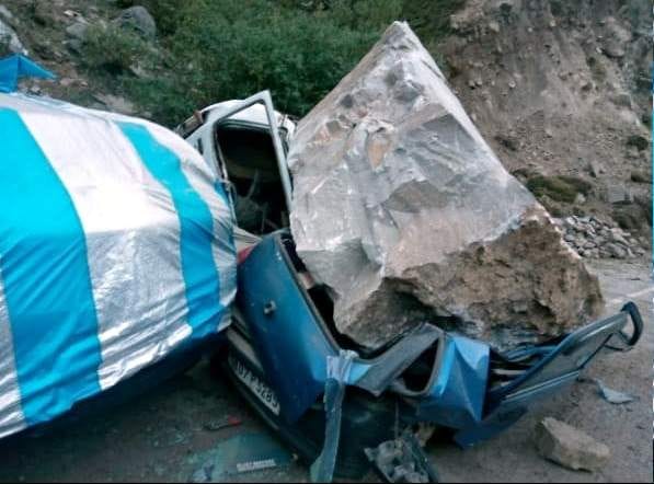 Three cars and one scooty damaged due to rock break