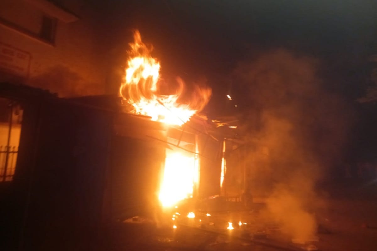 A fire broke out in kitchen due to explosion of refrigerator compressor in etah