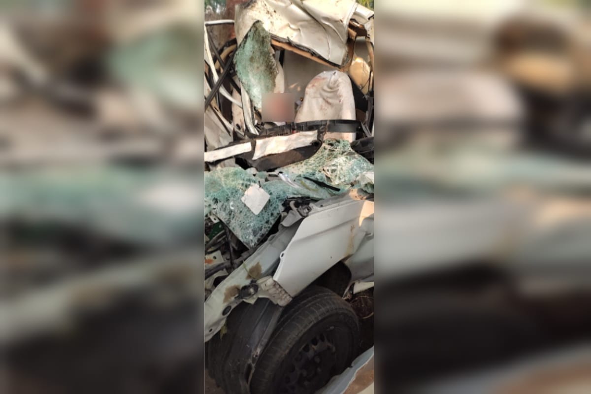 UP News: Three people has died in car accident in Kithore of Meerut