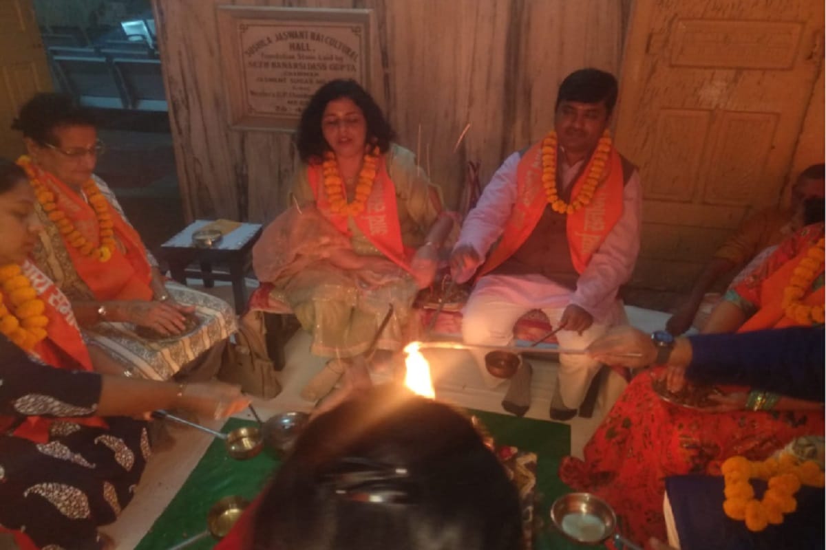 Happy Govardhan Puja 2021: Govardhan Puja was performed from house to house in Meerut city