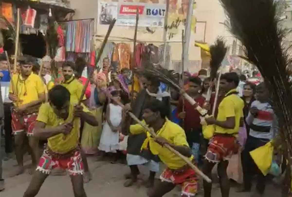 Diwari folk dance in Bundelkhand on Diwali
