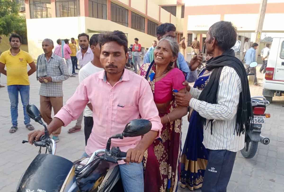 Unnao: After liquor party a laborer was killed by attacking him with an axe