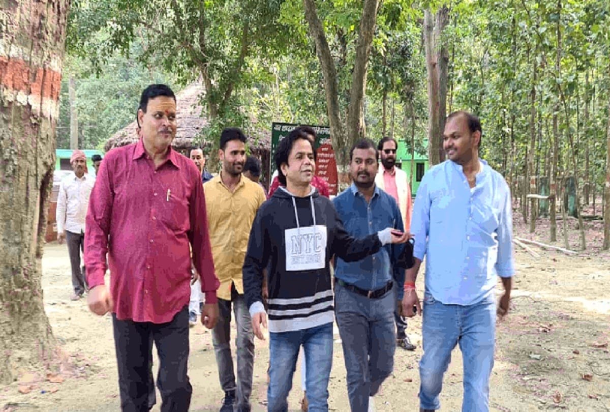 Rajpal Yadav arrived to see the shooting location, visited many places in Pilibhit Tiger Reserve