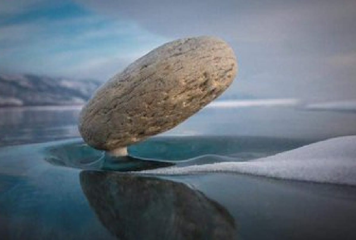 stones hanging in the air on baikal lake Know what is mystery behind it