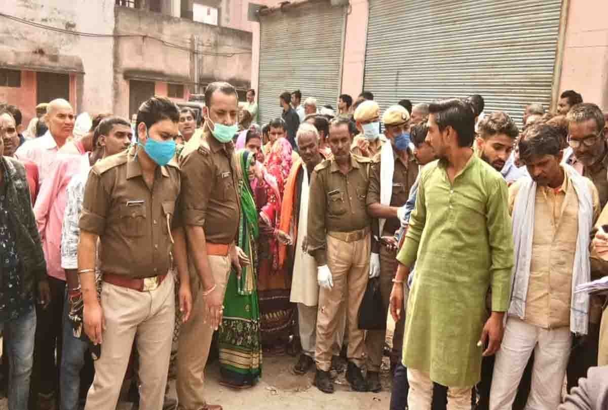 Road accident in Hamirpur up, three died in collision with ambulance